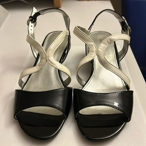 Bandolino Women’s Grayson Wedge Sandal Size 8